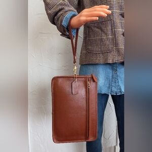 Coach #9840 British Tan, 1980's-early 1990's Zip Clutch Wristlet